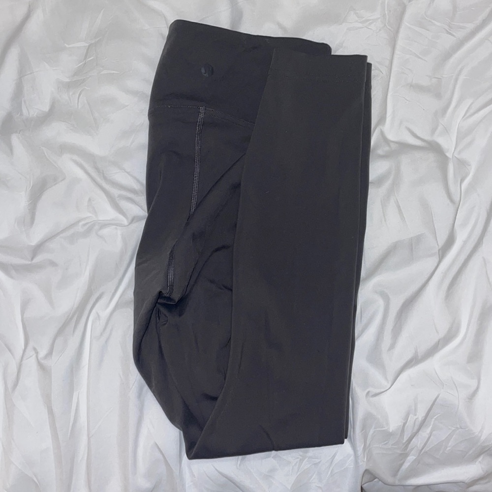 Lululemon graphite grey instill